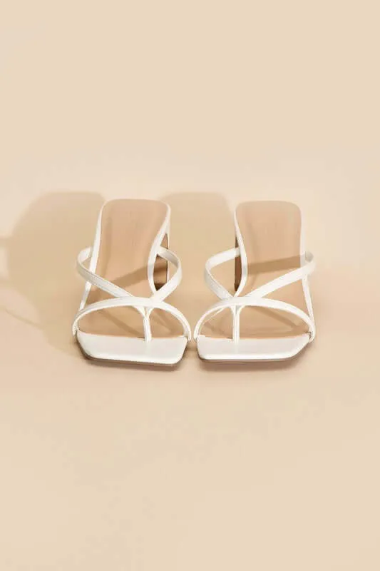 GADGET-S White Thong Mule Heels Sandals